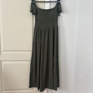 Elegant Olive Green Off-Shoulder Maxi Dress